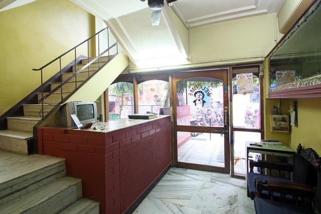 Hotel Sonmony Varanasi Exterior photo